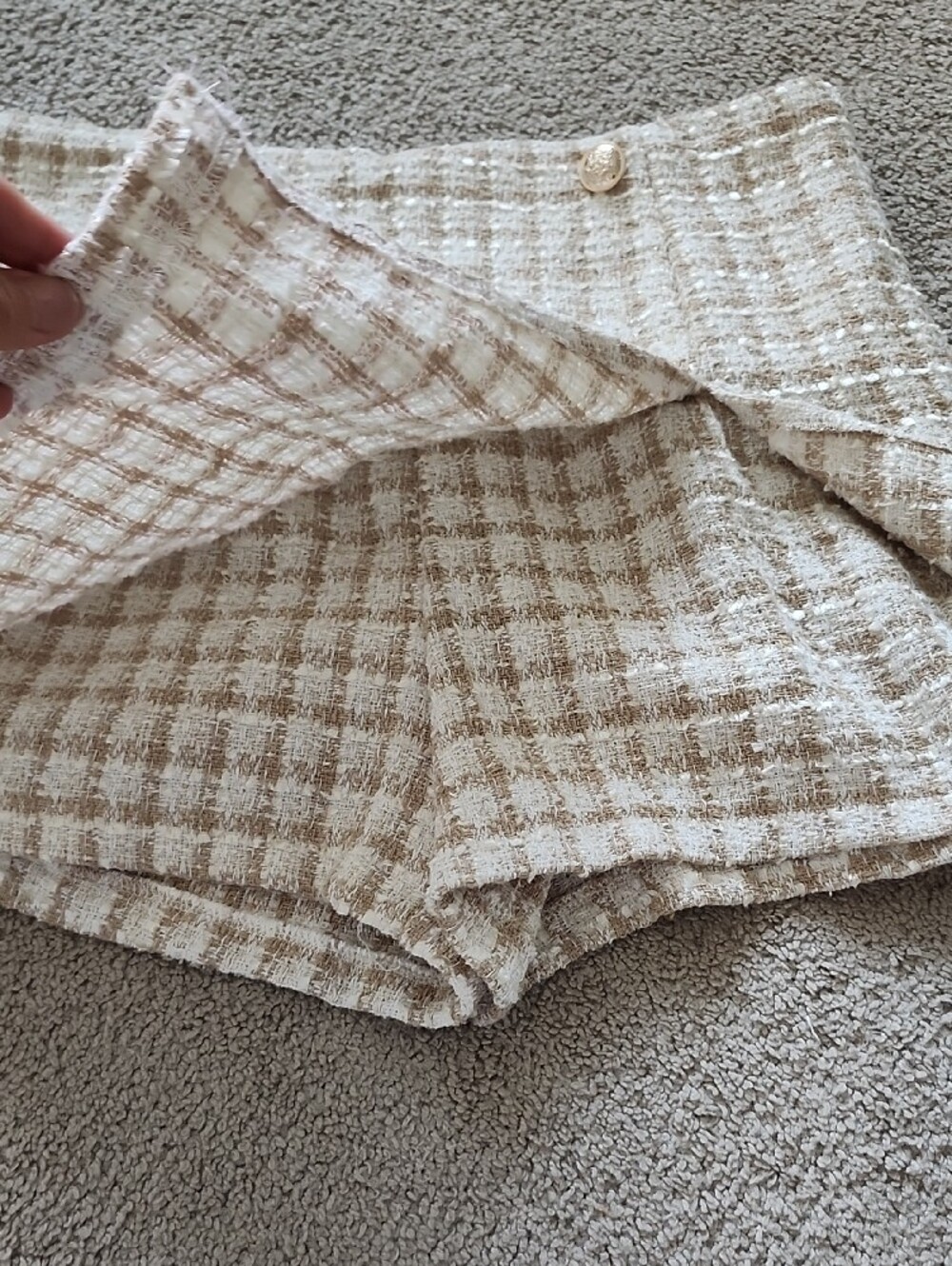 SHEIN Cream and Tan Tweed Skort Shorts - Picture 4 of 9